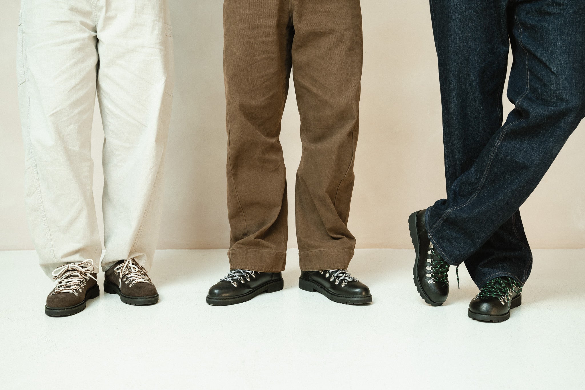 Best Streetwear Baggy Jeans Outfit for Men in 2026 - Paper Straight