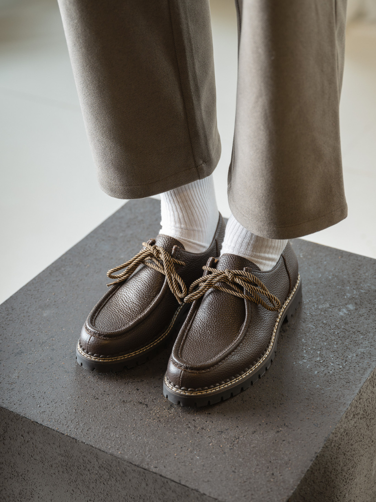 Slate Derby Brown Grain