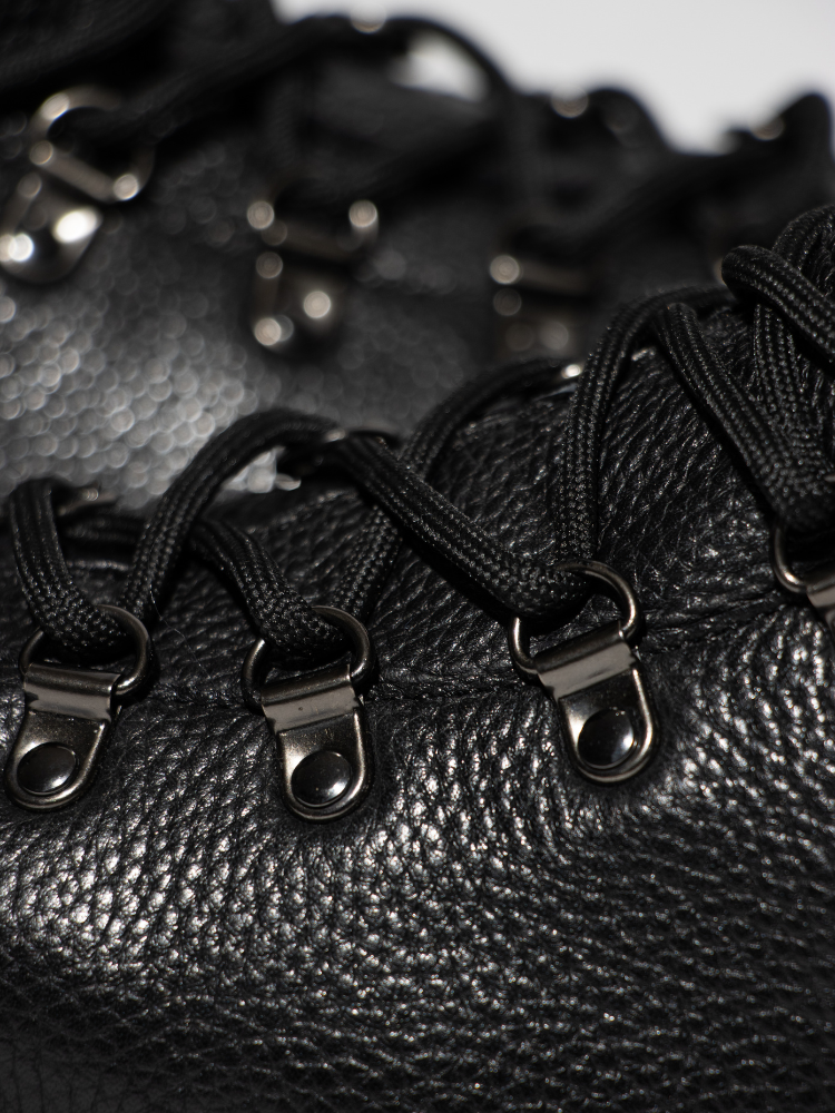 Ridgeworks High Black