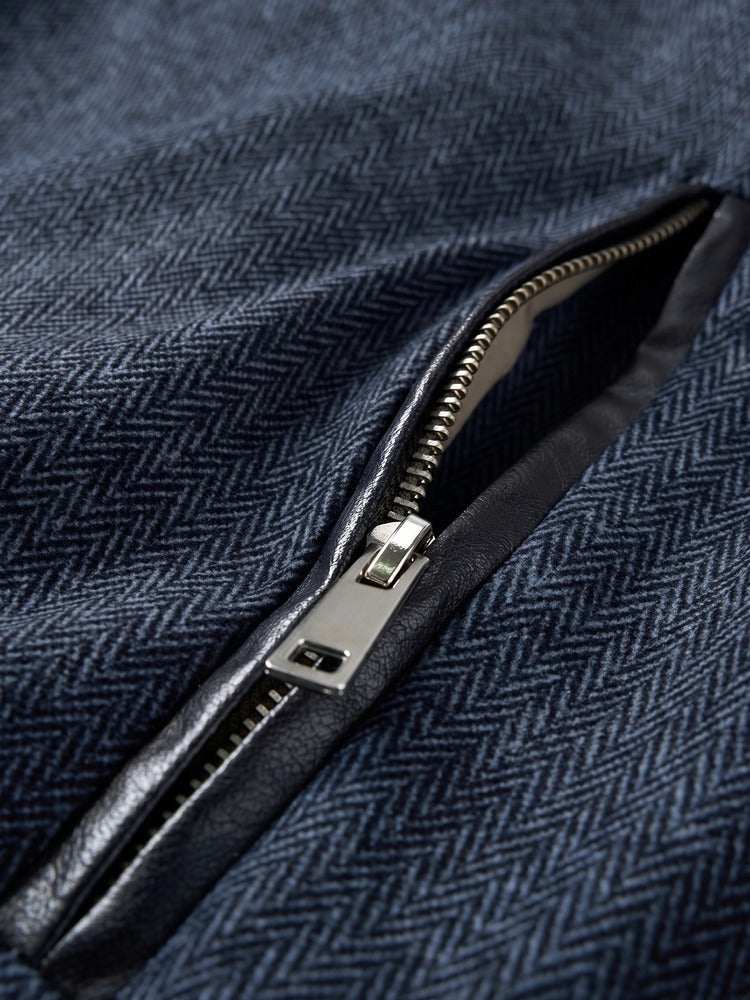 Fell Jacket in Navy, zipped pocket detail