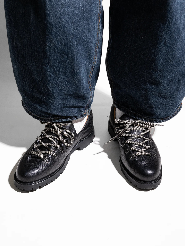 Heritage Derby Black Grain