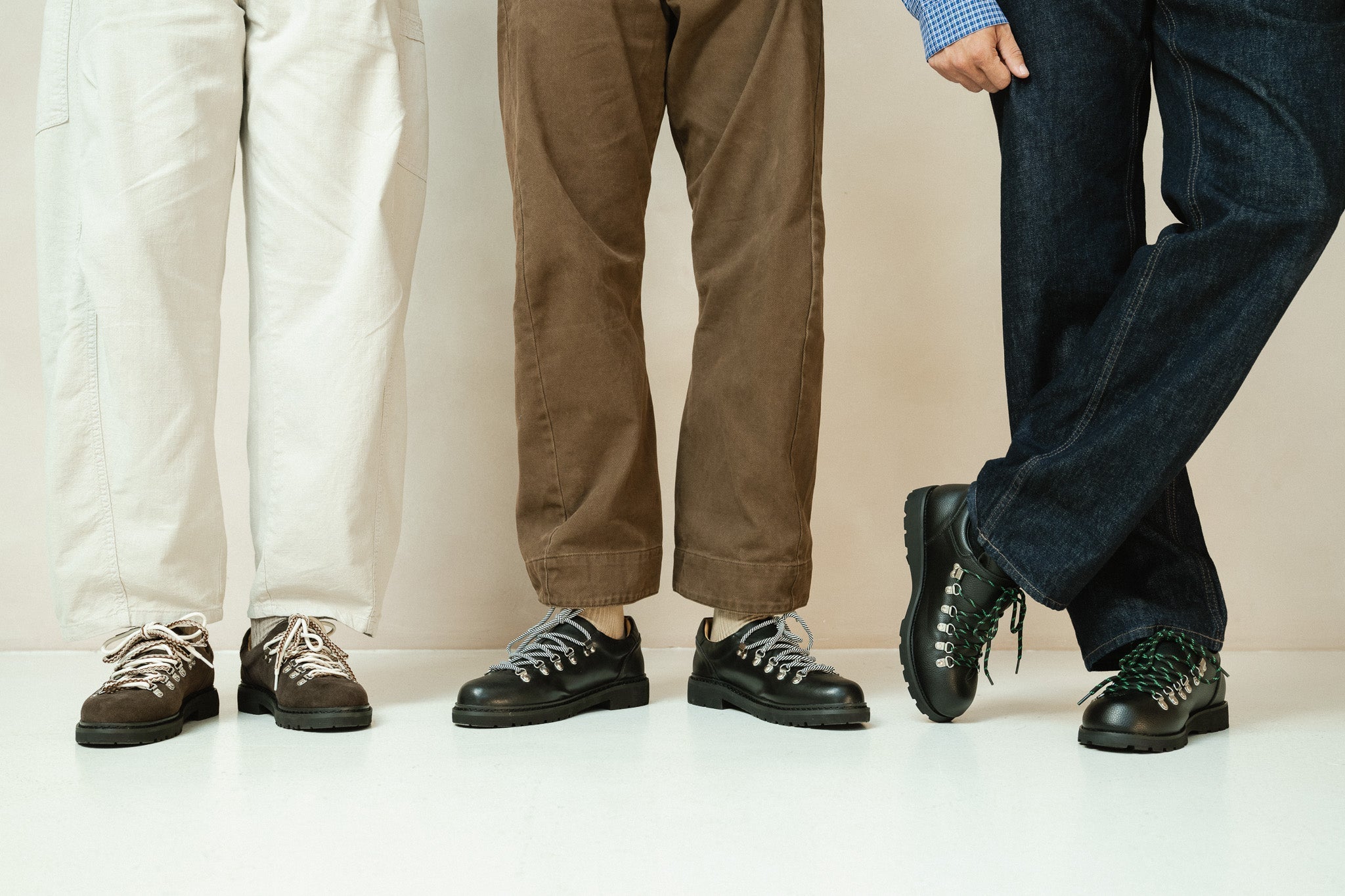 Best Shoes for Baggy Jeans Men in 2026 - Paper Straight