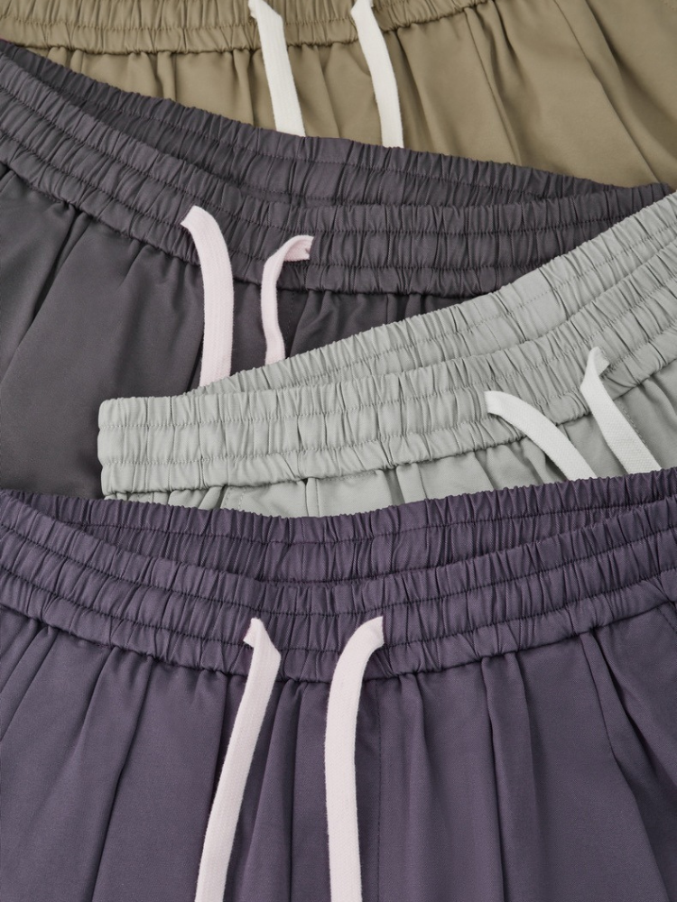 Paper Straight Pleated Shorts