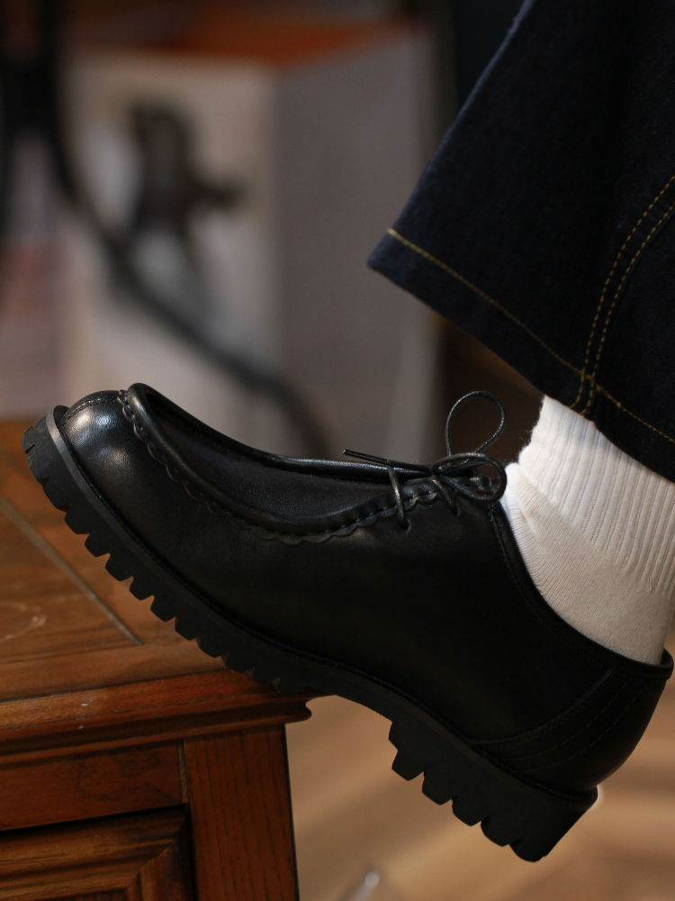 Lug Moc Derby Black