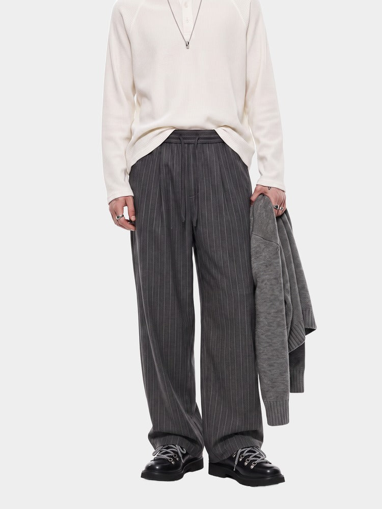 Paper Straight Holt Trouser charcoal — worn on model