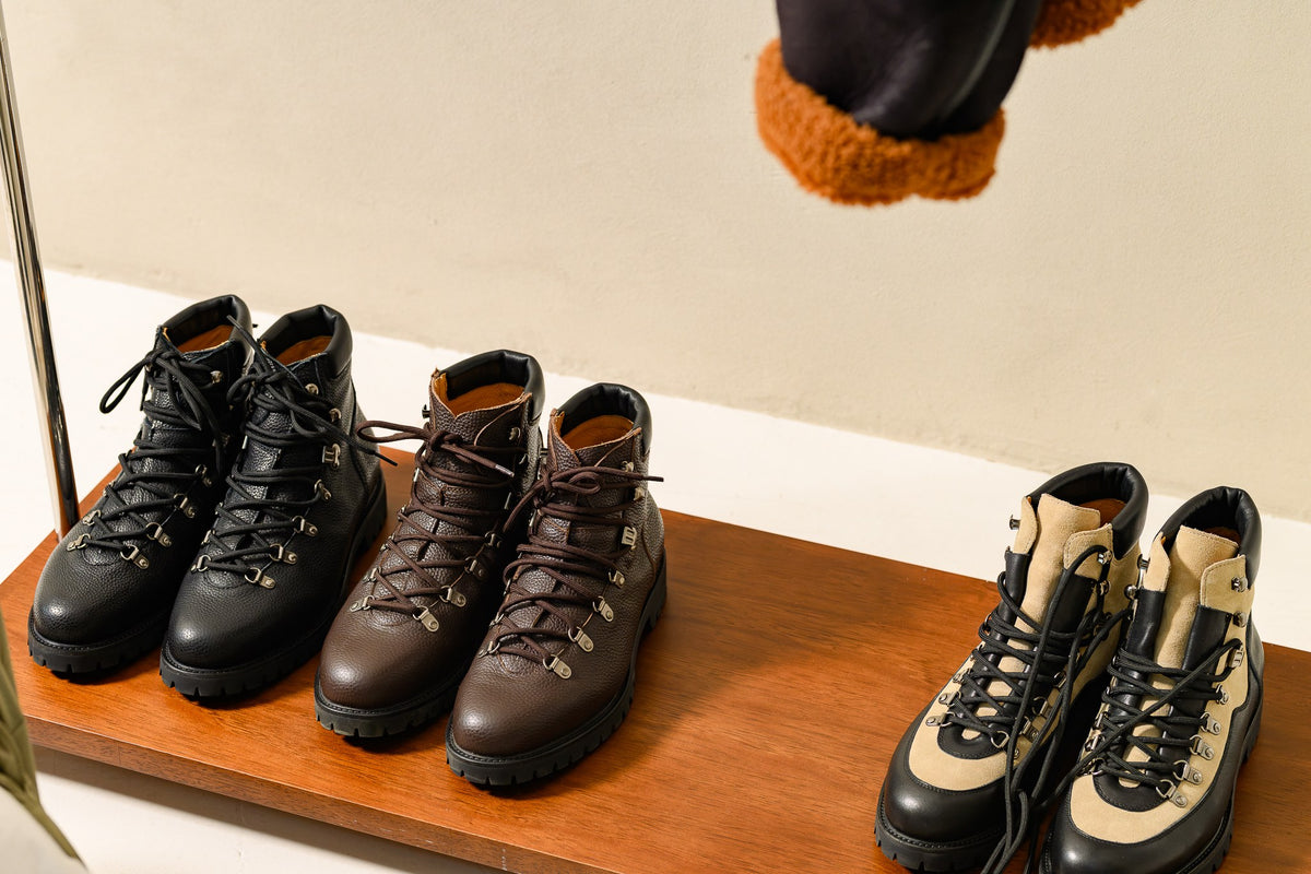 Paper Straight Ridgeworks High boots in black, brown and khaki