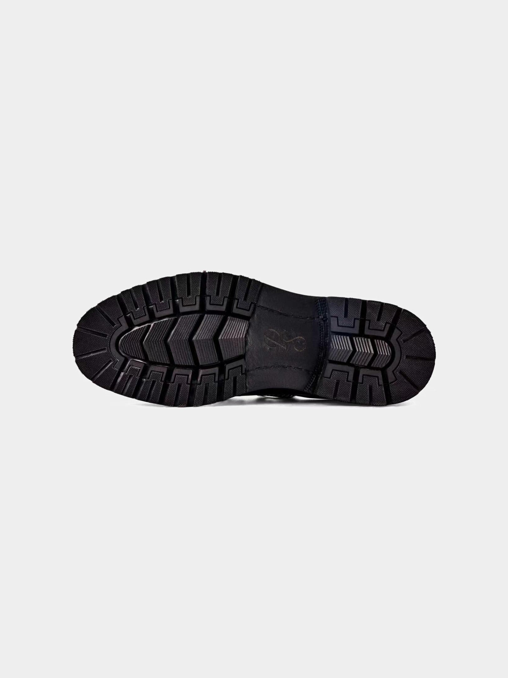 Paper Straight Summit Derby Signature black — outsole grip