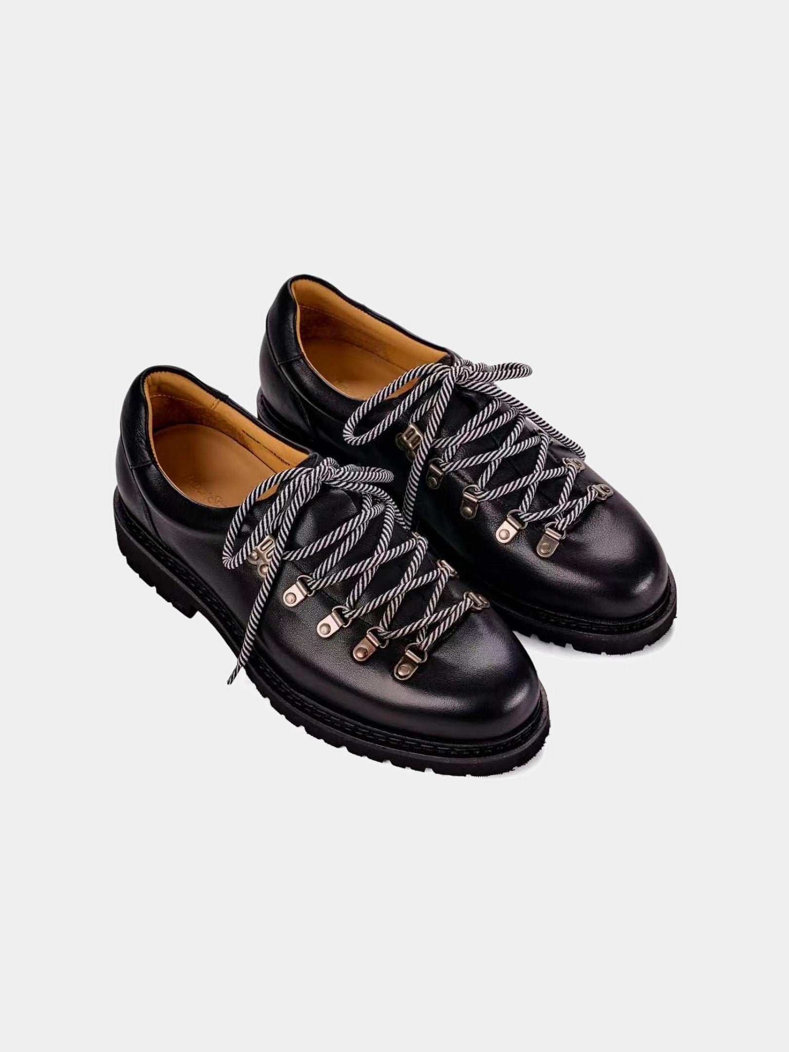 Paper Straight Summit Derby Signature black — pair, proportion
