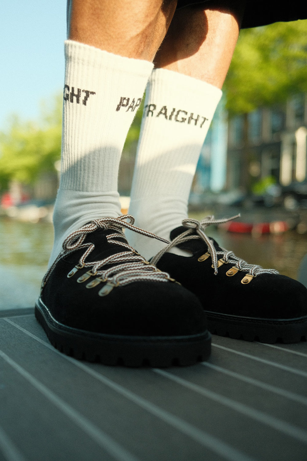 Summit Mule Black