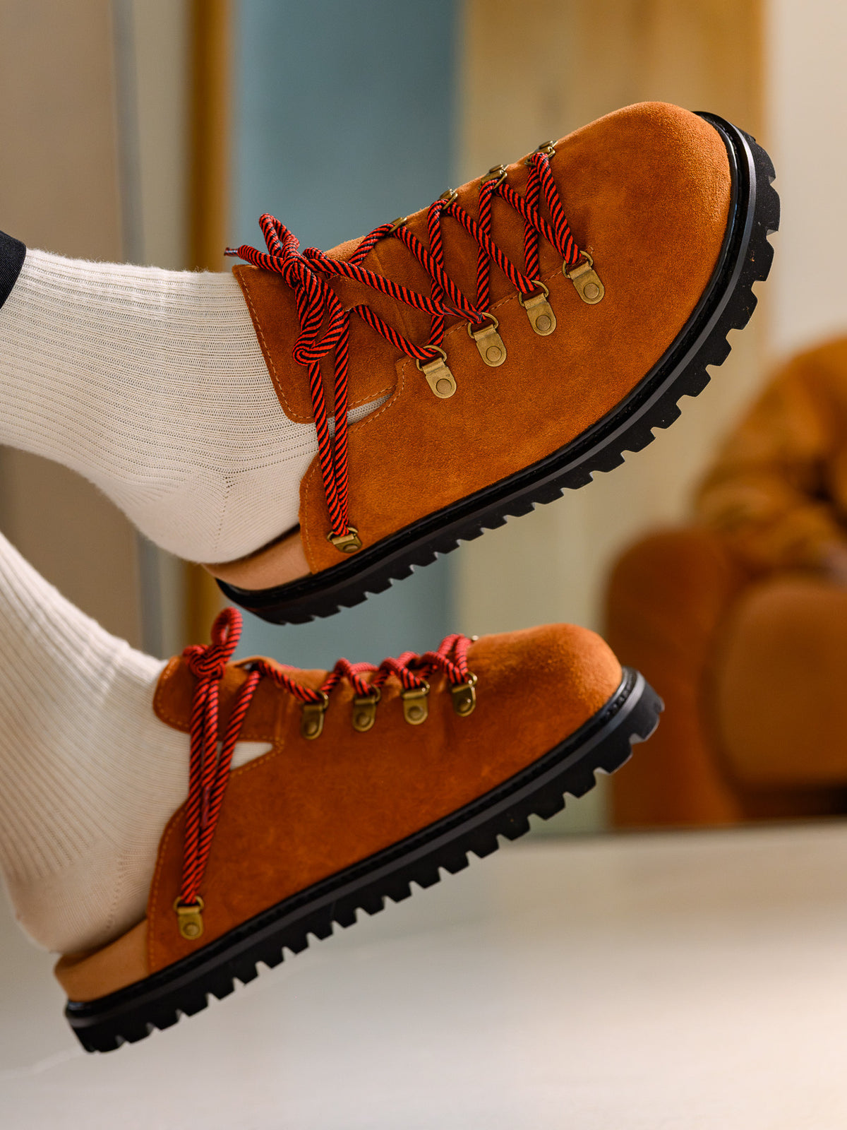 Paper Straight Summit Mule Rust — close-up of suede, rope laces and lug sole